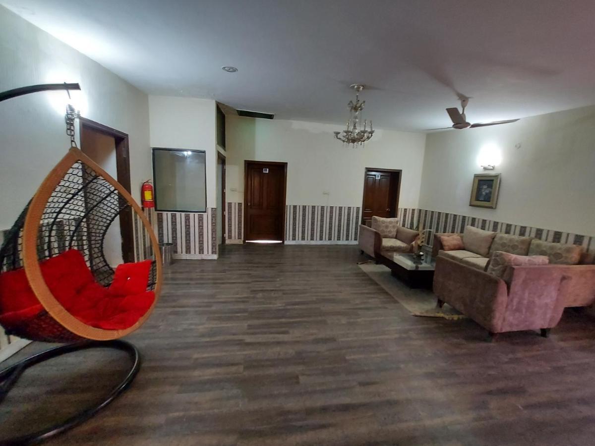 Casa Blanca Boutique Guest House 伊斯兰堡 外观 照片