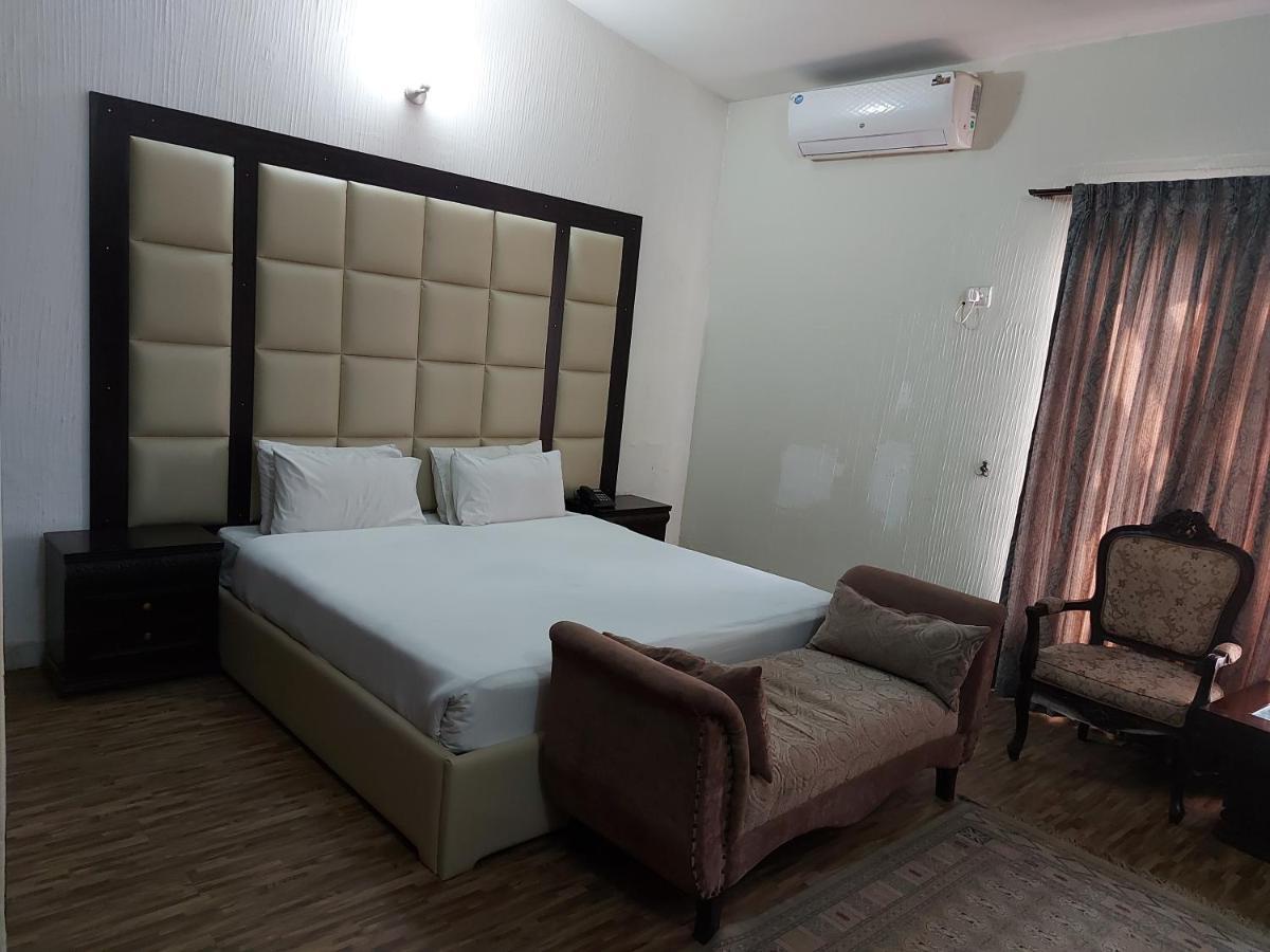 Casa Blanca Boutique Guest House 伊斯兰堡 外观 照片