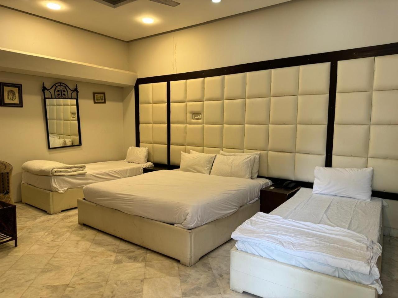 Casa Blanca Boutique Guest House 伊斯兰堡 外观 照片