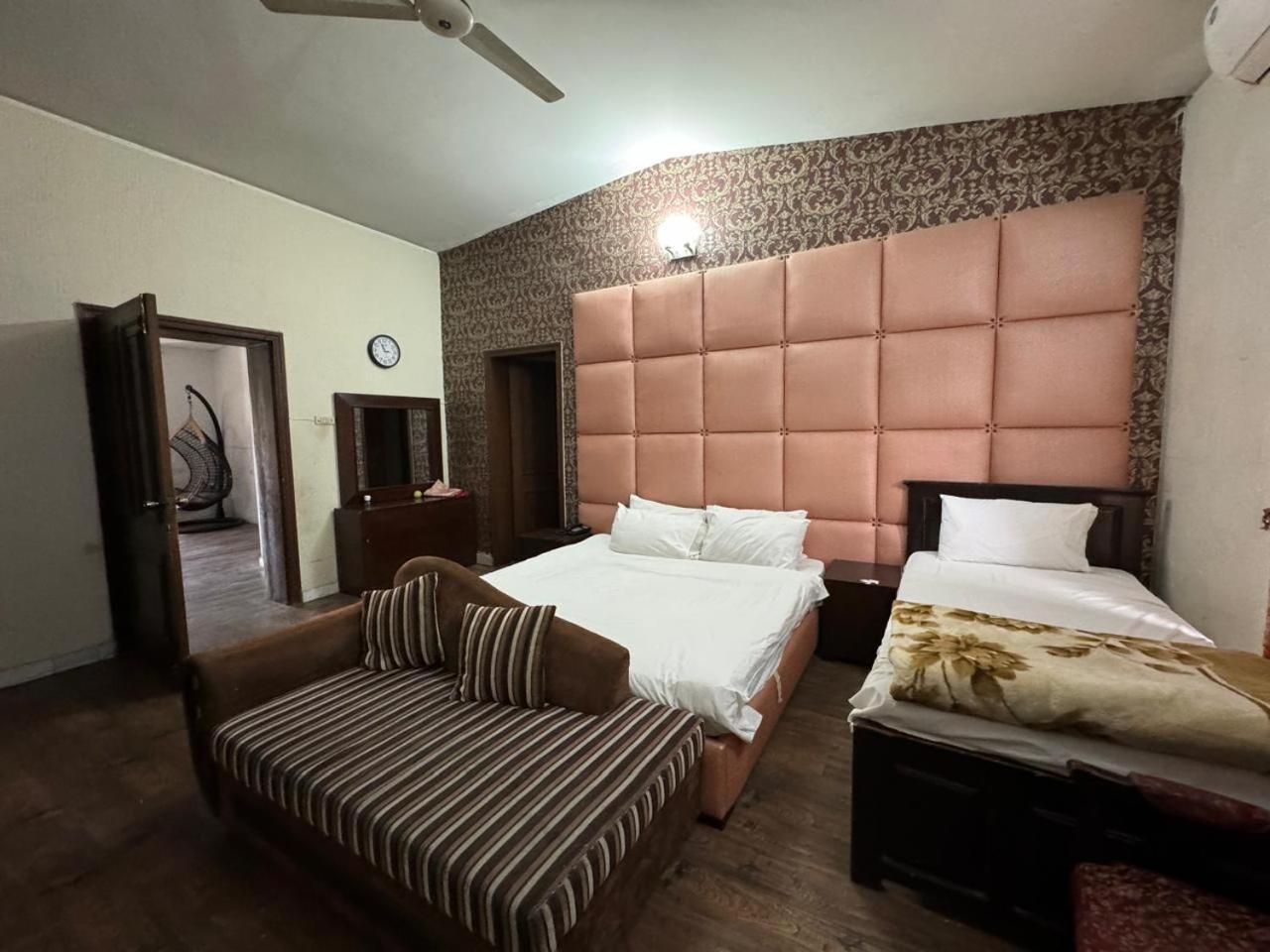 Casa Blanca Boutique Guest House 伊斯兰堡 外观 照片